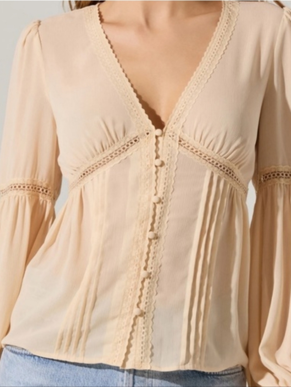Astr Cream Lace-Trim Button Front Blouse